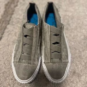 Blowfish slip on sneakers 7 women